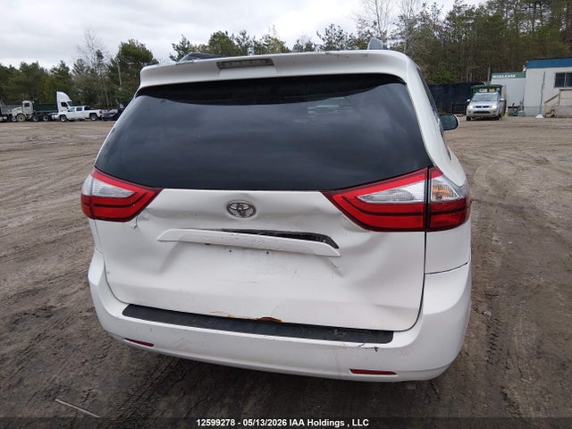 Продаж на аукціоні авто 2016 Toyota Sienna Le 8 Passenger, vin: 5TDKK3DC7GS702042, номер лоту: 12599278