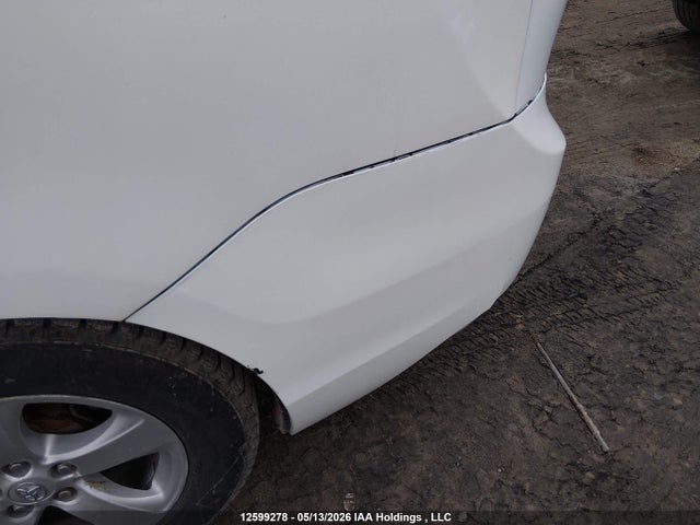 Продаж на аукціоні авто 2016 Toyota Sienna Le 8 Passenger, vin: 5TDKK3DC7GS702042, номер лоту: 12599278