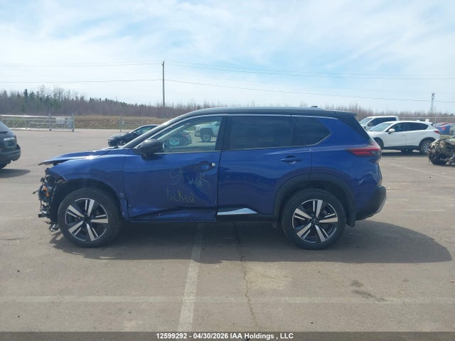 JN8BT3DD6NW276352 Nissan Rogue Platinum