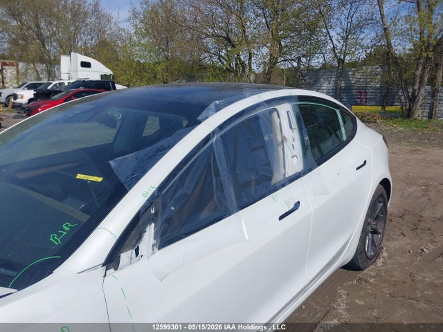 12599301 :رقم المزاد ، 5YJ3E1EA5NF374473 vin ، 2022 Tesla Model 3 مزاد بيع