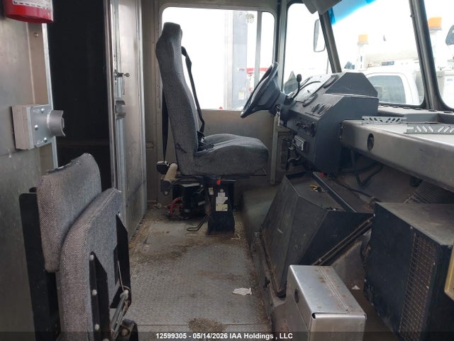 Продажа на аукционе авто 2007 Ford Econoline E350 Super Duty Strp Chas, vin: 1FCJE39L67DA71212, номер лота: 12599305