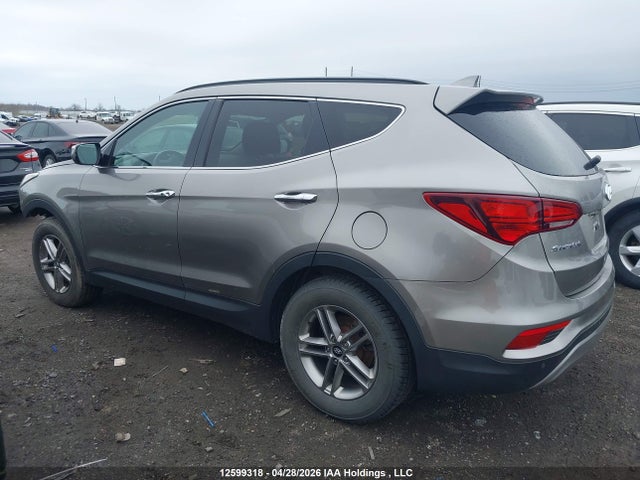 5XYZUDLB3HG482243 Hyundai Santa Fe Sport 2.4 Luxury