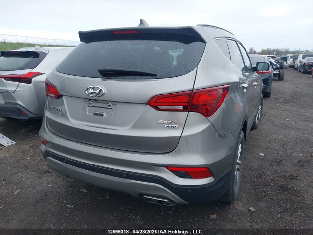 5XYZUDLB3HG482243 Hyundai Santa Fe Sport 2.4 Luxury