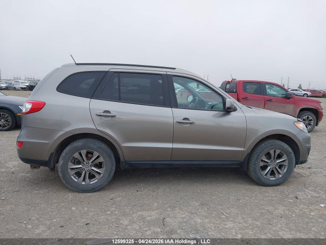 Auction sale of the 2012 Hyundai Santa Fe Gl 3.5, vin: 5XYZGDAG0CG117842, lot number: 12599325