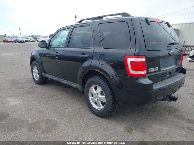 2011 Ford Escape Xlt მანქანა იყიდება აუქციონზე, vin: 1FMCU9DGXBKC45100, აუქციონის ნომერი: 12595649