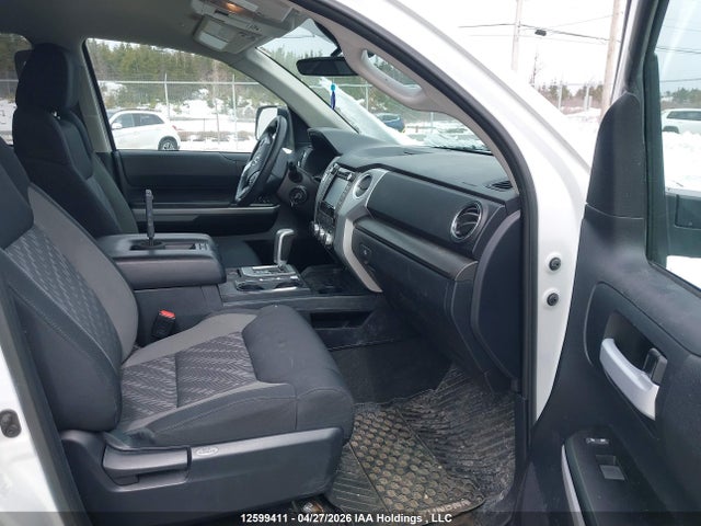 5TFUY5F18KX787474 Toyota Tundra Sr5 Plus 5.7l V8