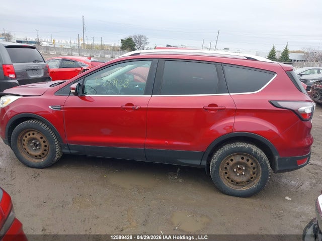 12599428 :رقم المزاد ، 1FMCU0J91HUB54148 vin ، 2017 Ford Escape Titanium مزاد بيع