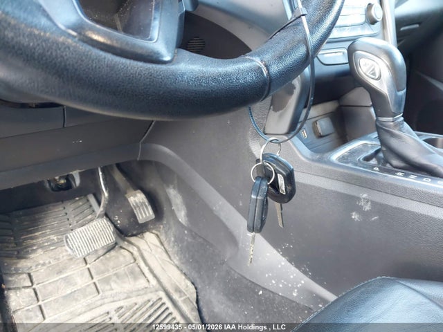 1FMCU9HD6JUD10009 Ford ESCAPE SEL