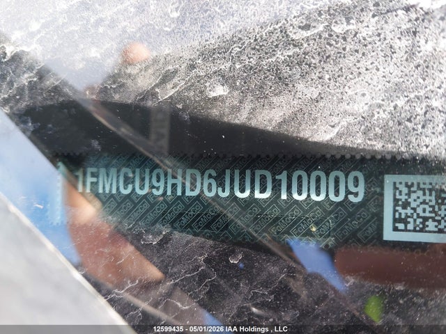 1FMCU9HD6JUD10009 Ford ESCAPE SEL