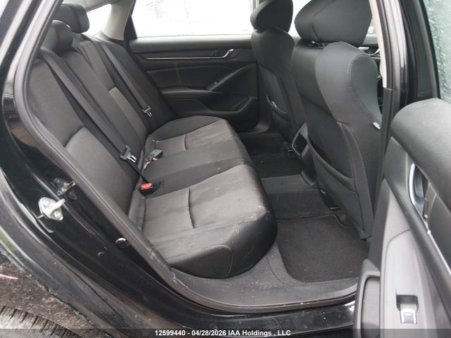 1HGCV1F11JA806589 Honda ACCORD LX