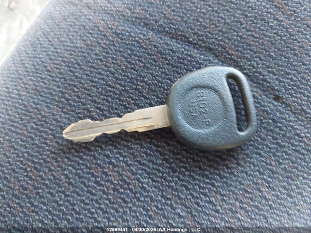 12599441 :رقم المزاد ، 2GTEK19T821157236 vin ، 2002 Gmc Sierra 1500 Sl/sle/slt مزاد بيع