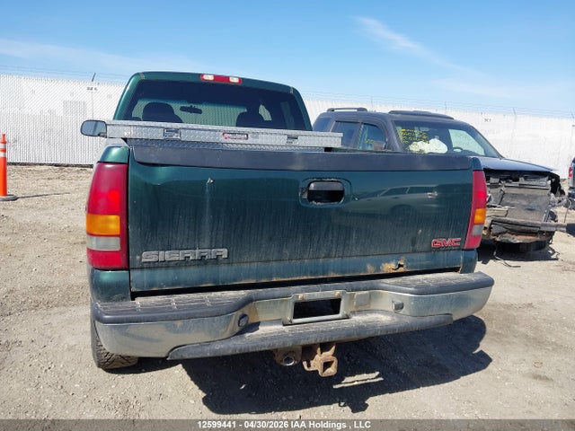 12599441 :رقم المزاد ، 2GTEK19T821157236 vin ، 2002 Gmc Sierra 1500 Sl/sle/slt مزاد بيع