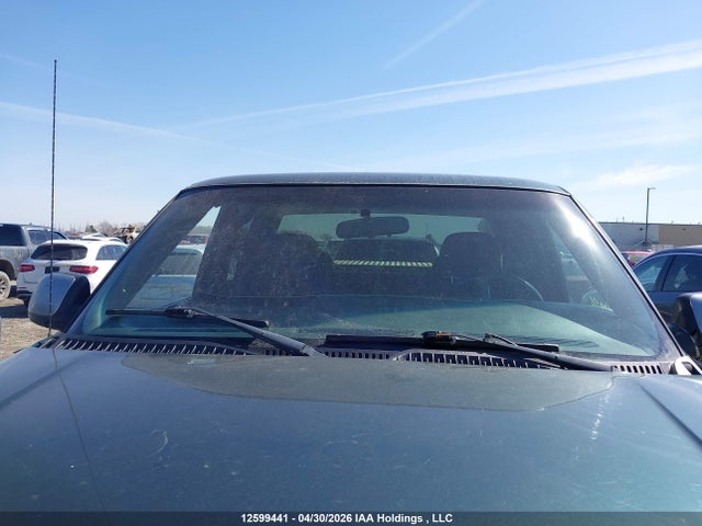 12599441 :رقم المزاد ، 2GTEK19T821157236 vin ، 2002 Gmc Sierra 1500 Sl/sle/slt مزاد بيع