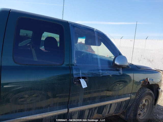12599441 :رقم المزاد ، 2GTEK19T821157236 vin ، 2002 Gmc Sierra 1500 Sl/sle/slt مزاد بيع