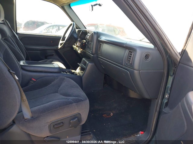 12599441 :رقم المزاد ، 2GTEK19T821157236 vin ، 2002 Gmc Sierra 1500 Sl/sle/slt مزاد بيع