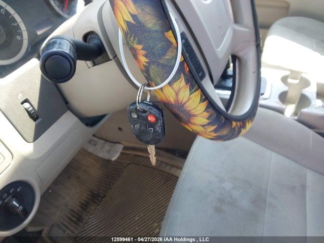 2010 Ford Escape Xlt მანქანა იყიდება აუქციონზე, vin: 1FMCU9D77AKC02557, აუქციონის ნომერი: 12599461