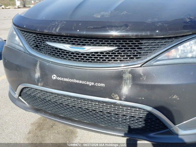 Продажа на аукционе авто 2017 Chrysler Pacifica Touring-l, vin: 2C4RC1EGXHR756589, номер лота: 12599473