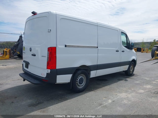 W1Y4KBHY4RP624207 Mercedes-Benz Sprinter 2500 High Roof 4-cyl Diesel/standard Roof 4-cyl Diesel