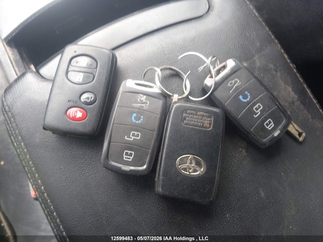 12599483 :رقم المزاد ، 4T3BA3BB6EU061815 vin ، 2014 Toyota Venza مزاد بيع