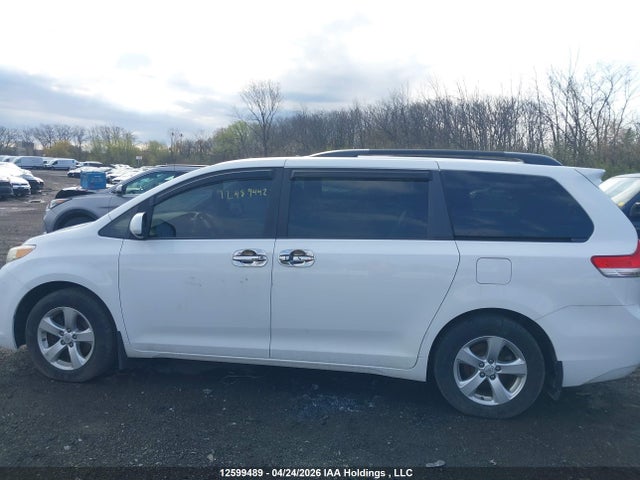 Aukcja sprzedaży 2013 Toyota Sienna V6 7 Passenger, vin: 5TDZK3DC6DS369441, numer aukcji: 12599489