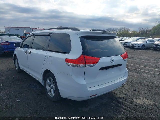 Aukcja sprzedaży 2013 Toyota Sienna V6 7 Passenger, vin: 5TDZK3DC6DS369441, numer aukcji: 12599489