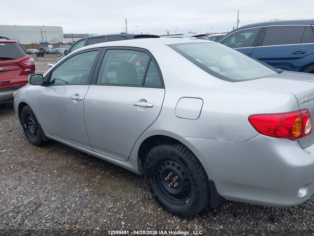 12599491 :رقم المزاد ، 2T1BU4EEXAC306686 vin ، 2010 Toyota Corolla Le مزاد بيع