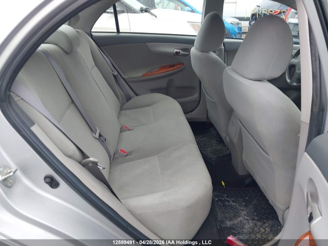 12599491 :رقم المزاد ، 2T1BU4EEXAC306686 vin ، 2010 Toyota Corolla Le مزاد بيع