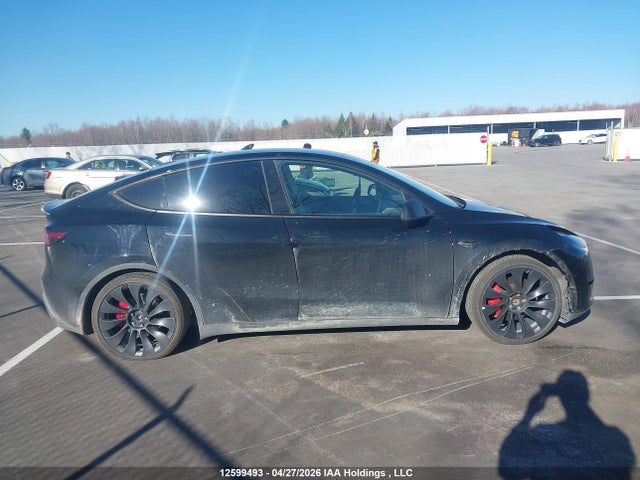 7SAYGDEF1NF507231 Tesla Model Y Performance