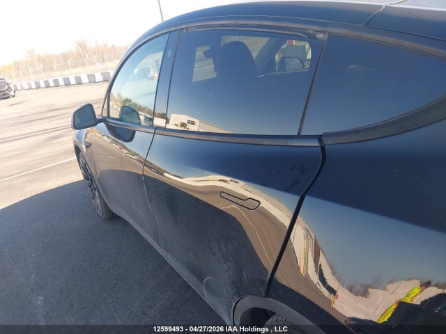 7SAYGDEF1NF507231 Tesla Model Y Performance