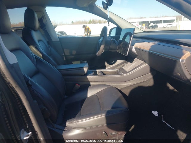 7SAYGDEF1NF507231 Tesla Model Y Performance