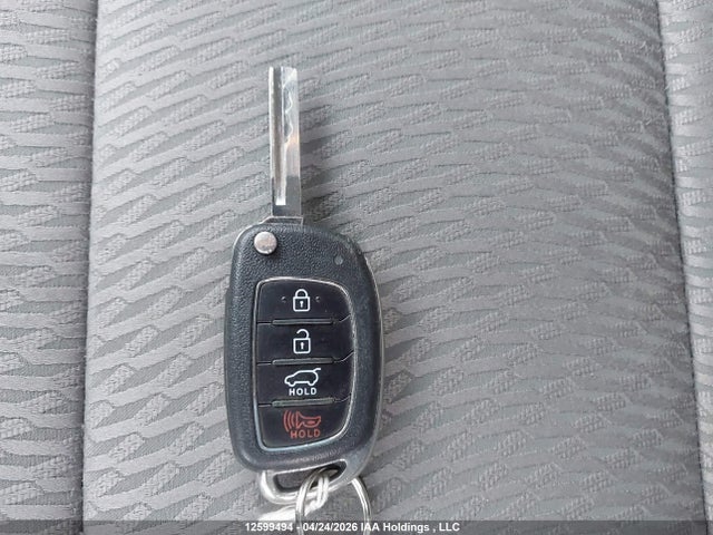 5NMZTDLB9JH093959 Hyundai SANTA FE SPORT