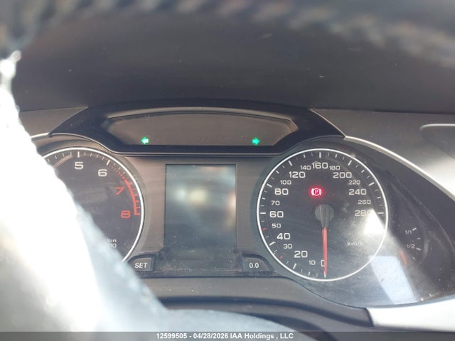 2012 Audi A4 2.0t მანქანა იყიდება აუქციონზე, vin: WAUBFCFL8CN000228, აუქციონის ნომერი: 12599505