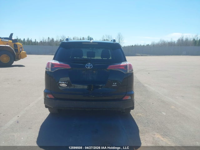 2T3BFREVXGW512001 Toyota RAV4 LE
