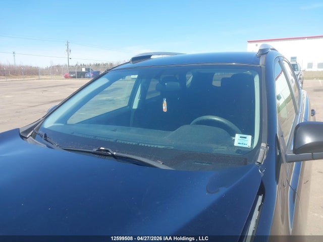 2T3BFREVXGW512001 Toyota RAV4 LE