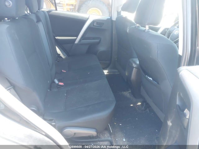 2T3BFREVXGW512001 Toyota RAV4 LE