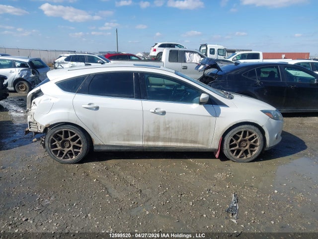 1FADP3N28EL303788 Ford Focus Titanium