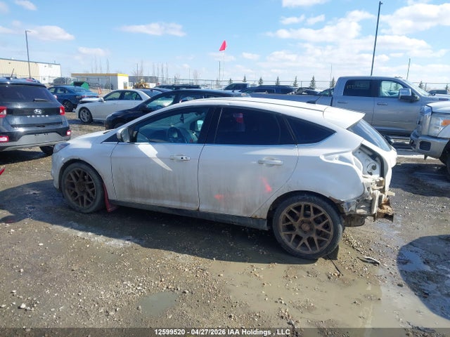 1FADP3N28EL303788 Ford Focus Titanium