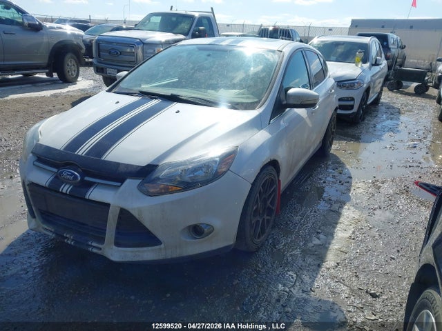 1FADP3N28EL303788 Ford Focus Titanium