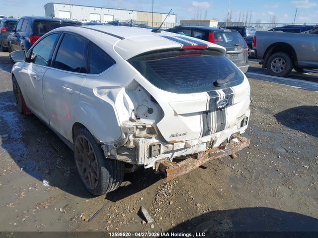 1FADP3N28EL303788 Ford Focus Titanium