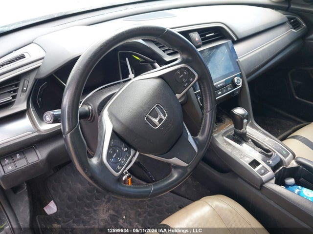 Honda Civic Touring 2018 2HGFC1F96JH107744 Image 17