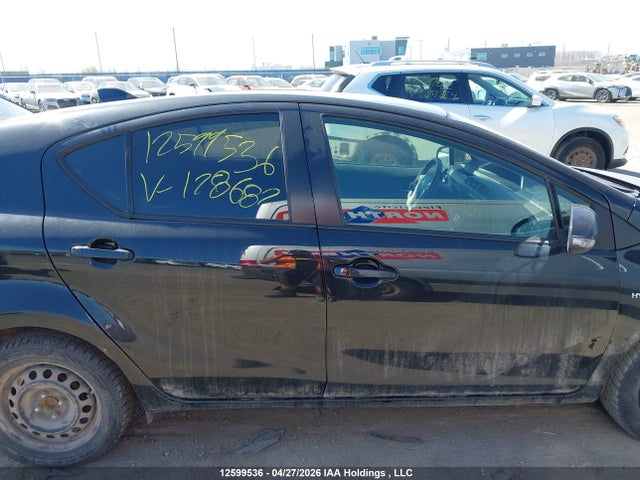 JTDKDTB37G1128682 Toyota PRIUS C