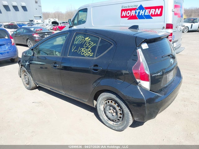 JTDKDTB37G1128682 Toyota PRIUS C