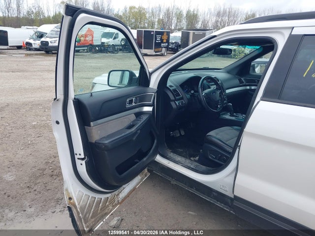 12599541 :رقم المزاد ، 1FM5K8D87HGA25166 vin ، 2017 Ford Explorer Xlt مزاد بيع