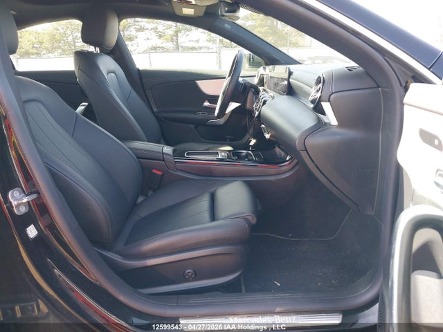 W1K5J4HB6TN568170 Mercedes-Benz CLA 250 4MATIC