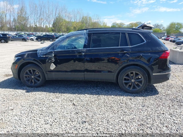 Продажа на аукционе авто 2022 Volkswagen Tiguan Se, vin: 3VV2B7AX6NM057851, номер лота: 12599559