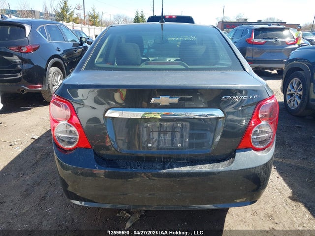 1G1JC5EH5E4186943 Chevrolet Sonic