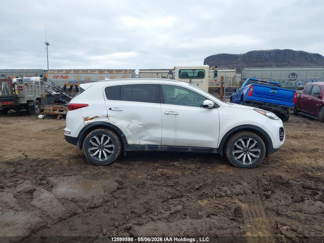 Продажа на аукционе авто 2018 Kia Sportage, vin: KNDPNCAC8J7315339, номер лота: 12599598