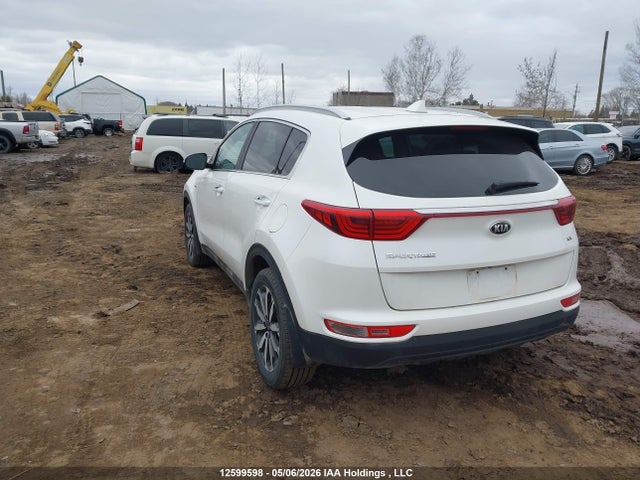 Продажа на аукционе авто 2018 Kia Sportage, vin: KNDPNCAC8J7315339, номер лота: 12599598