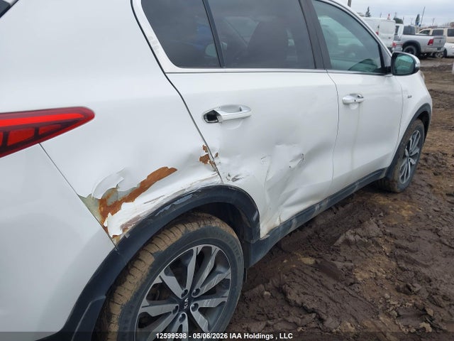 Продажа на аукционе авто 2018 Kia Sportage, vin: KNDPNCAC8J7315339, номер лота: 12599598