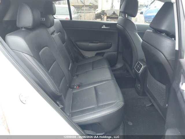 Продажа на аукционе авто 2018 Kia Sportage, vin: KNDPNCAC8J7315339, номер лота: 12599598